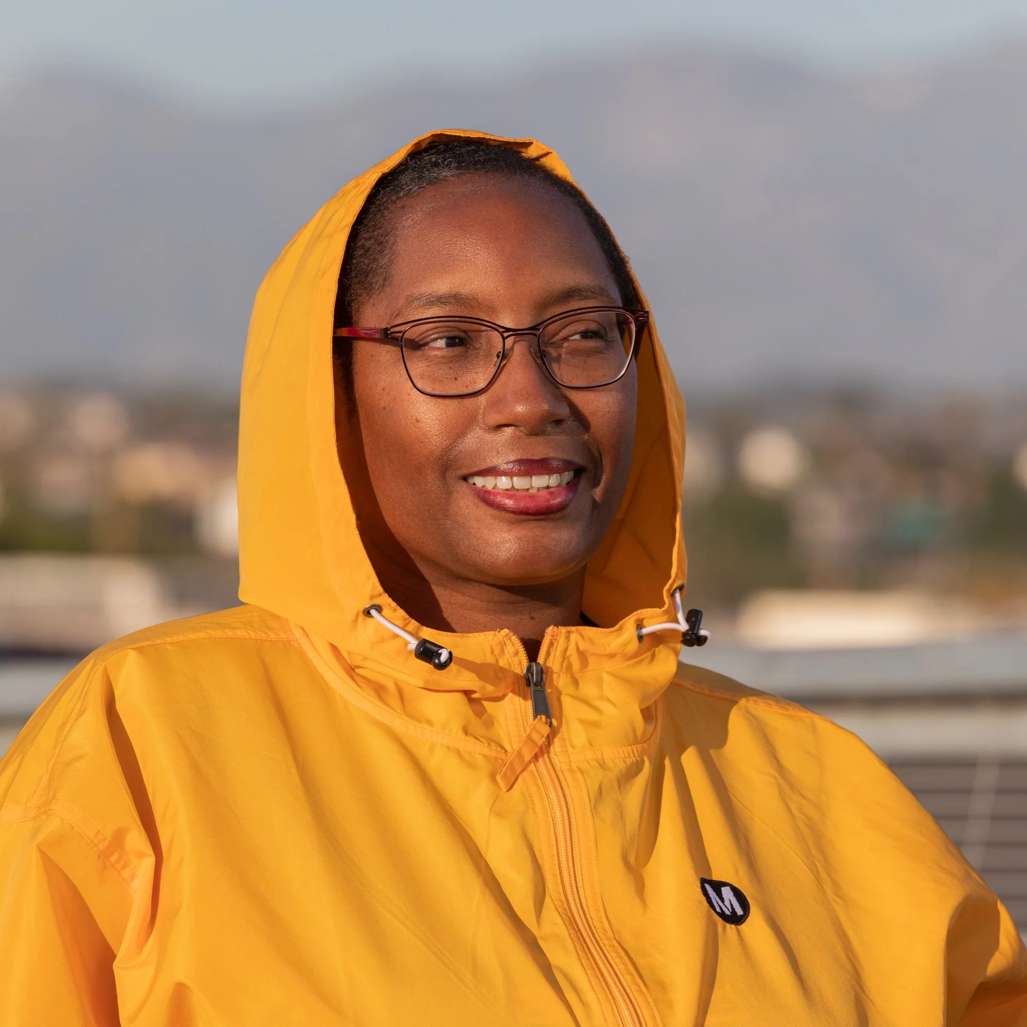 Metro Embroidered Champion Women's Packable Jacket - Image 3
