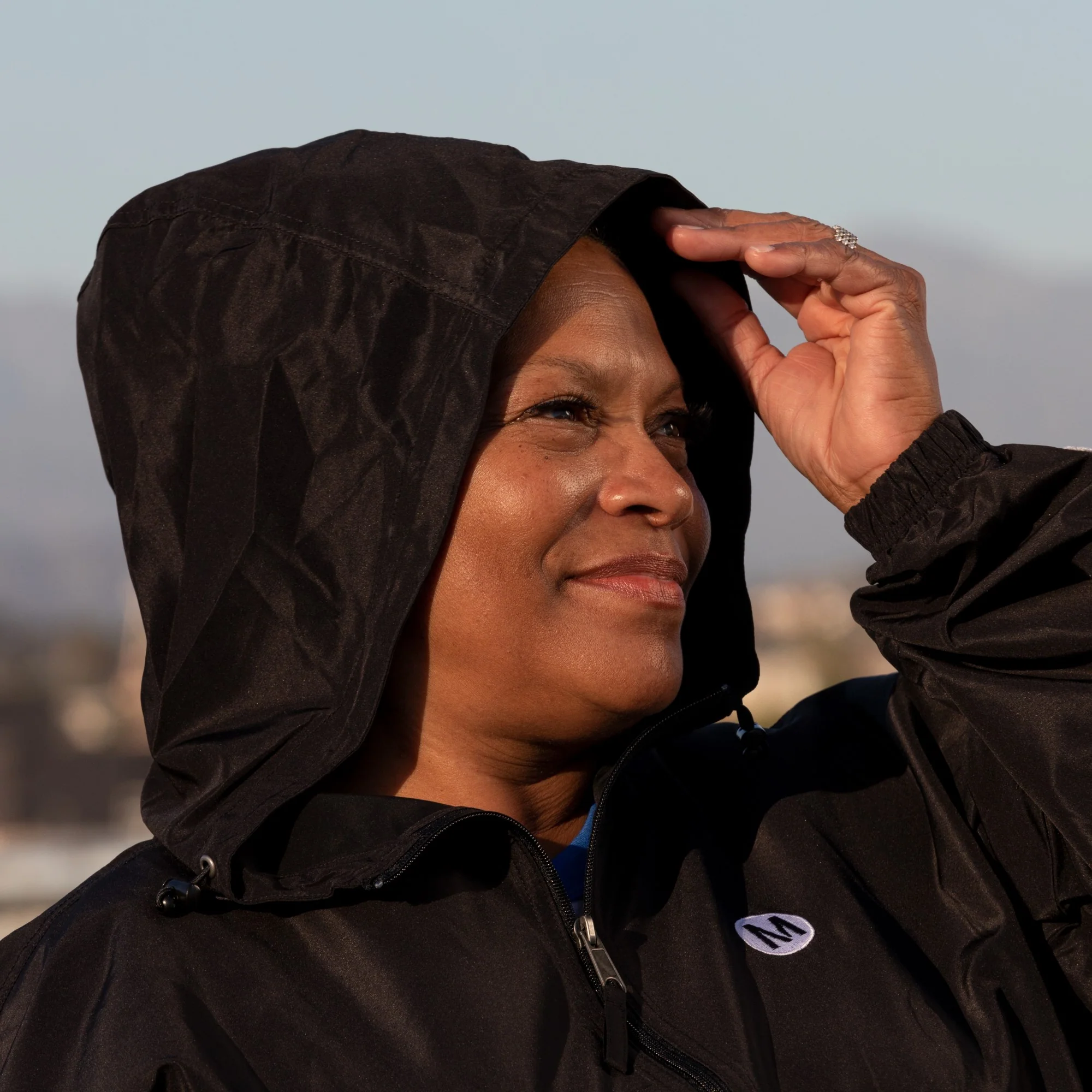 Metro Embroidered Champion Women's Packable Jacket - Image 4